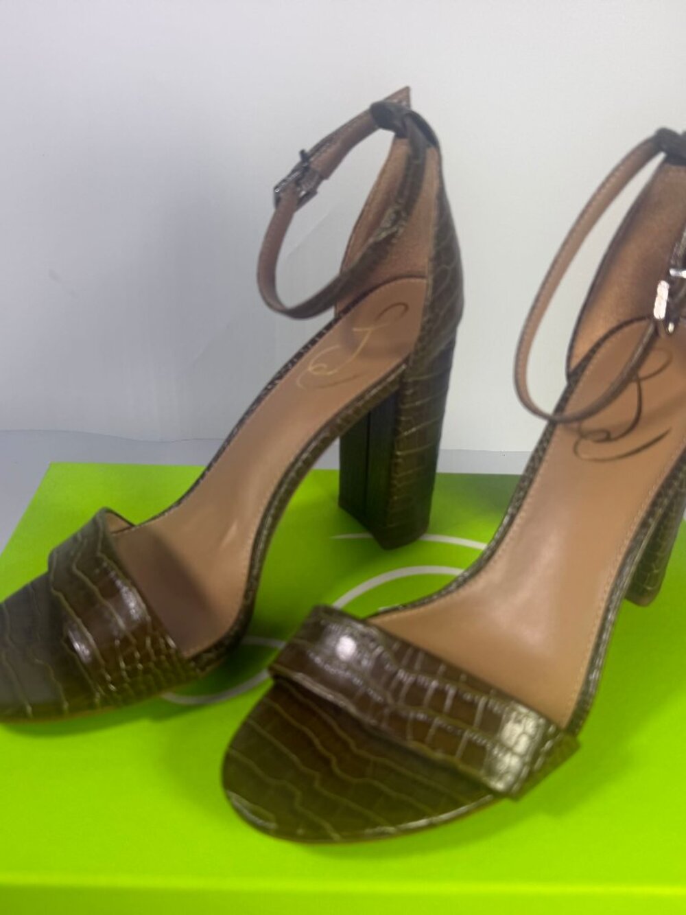 Sam Edelman Yaro Ankle Strap Block Heel Sandal Green Croco Women's 8M With Box